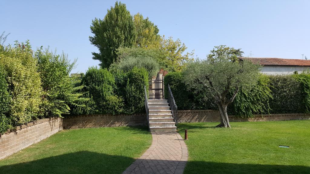 Corte La Guarnigione Valeggio sul Mincio Kültér fotó