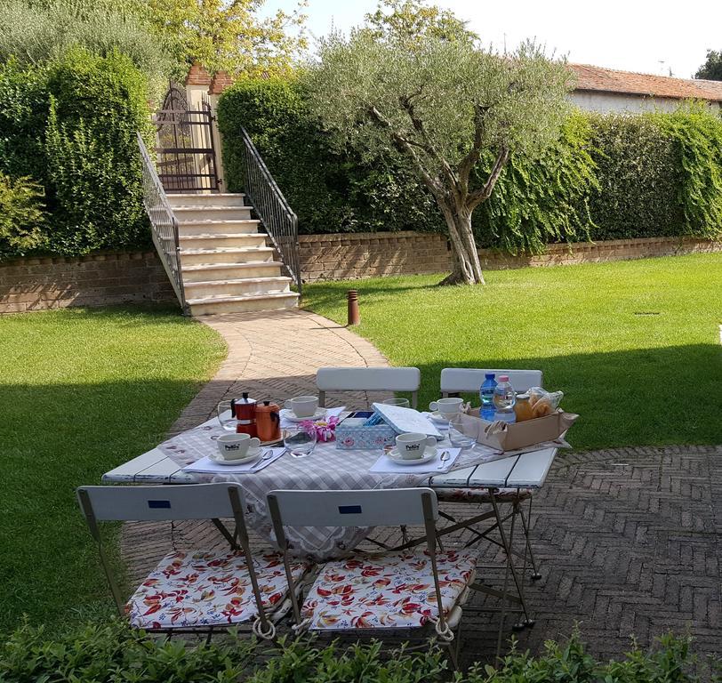 Corte La Guarnigione Valeggio sul Mincio Kültér fotó