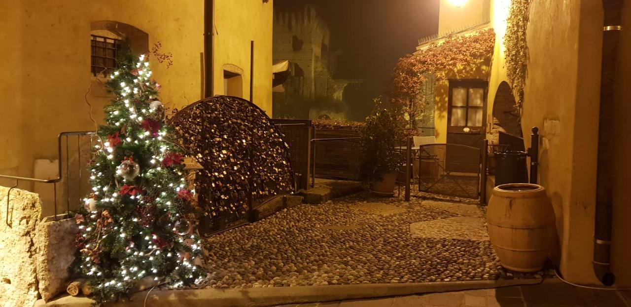 Corte La Guarnigione Valeggio sul Mincio Kültér fotó