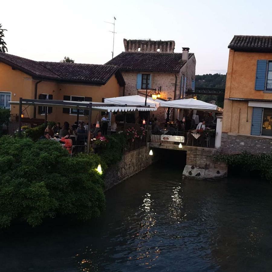 Corte La Guarnigione Valeggio sul Mincio Kültér fotó